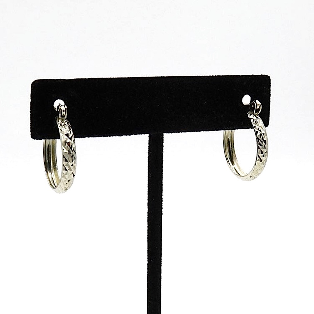 14k White Gold Diamond Cut Hoop Earrings 2cm 1.86g